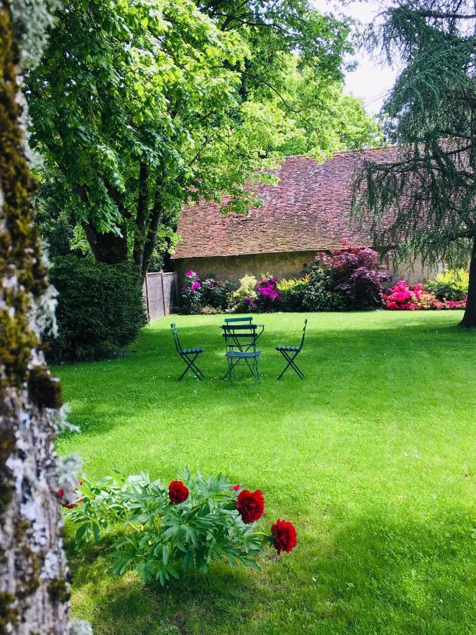 Les Couleurs Du Verger Beaumont-les-Autels Экстерьер фото